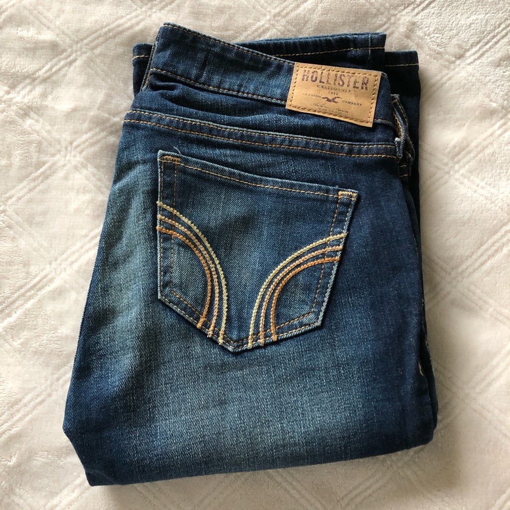 LIKE NEW Hollister Jeans Size 0R / 24W